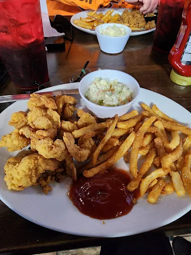 Fried shrimp basket with fries and slaw